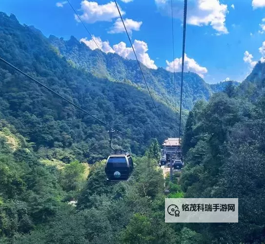 穿越云层的奇迹——缘分的天空与你同行图1