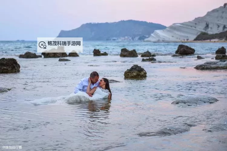 最美情侣免费视频播放：感受浪漫瞬间的完美展现图1