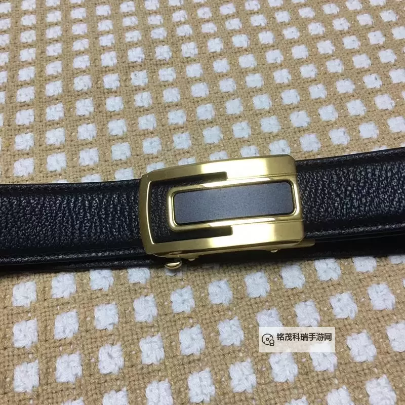 腰带本名叫什么?揭开这些经典款式的真实名称图2