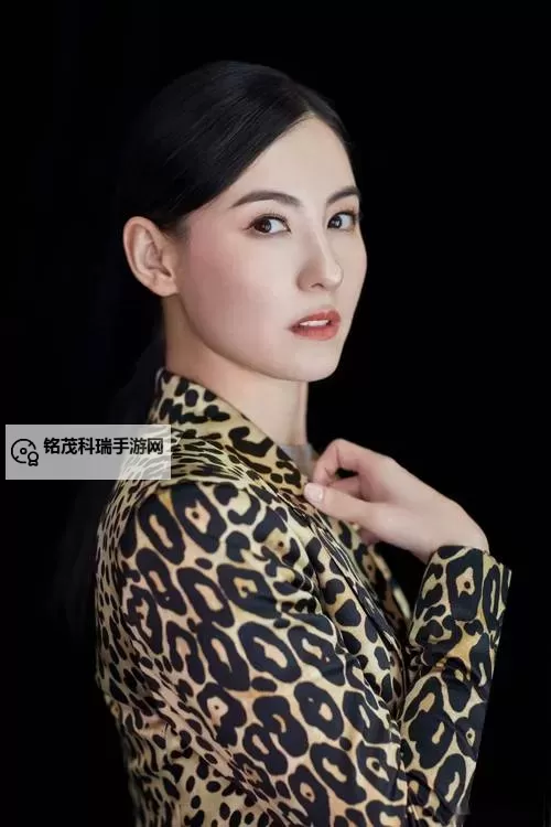 张柏芝的毛太茂密了：自然美的真实展示图1