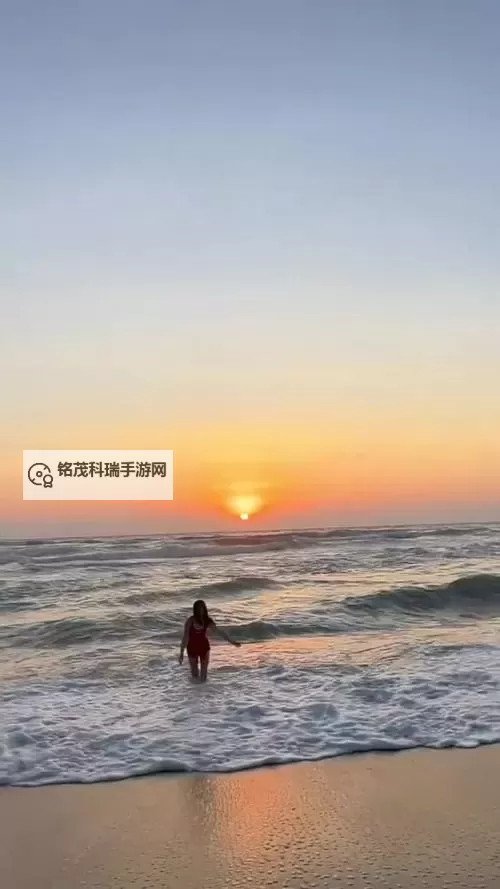 探索魅力与自信:中年人体艺术的独特韵味图1