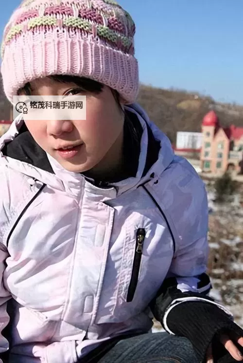 张莜雨大胆突破自我，展现无限可能图1