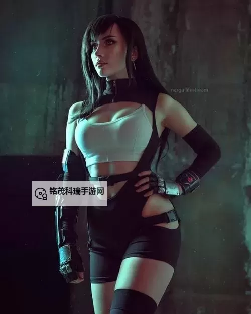 生化危机吉尔演员cos完美还原经典角色,惊艳全场图1