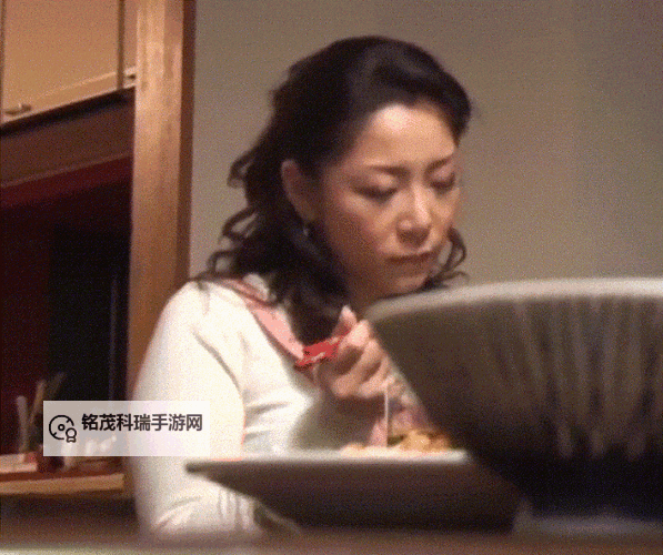 浅仓彩音 在线观看:畅享她的魅力与精彩表演图1