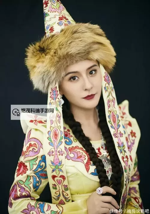 探秘新疆美女一区二区:秀色可餐的绝美风采图1