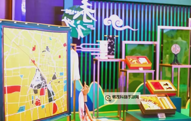 赵欣丝绸走秀：展现东方绸缎的璀璨魅力图1