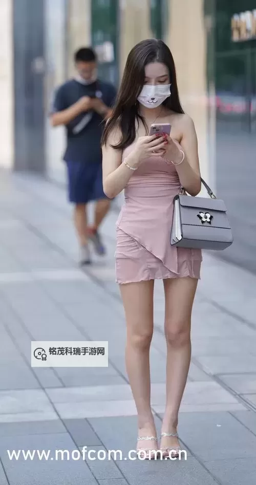 色五月丁香婷婷：绚丽青春的多彩篇章图1