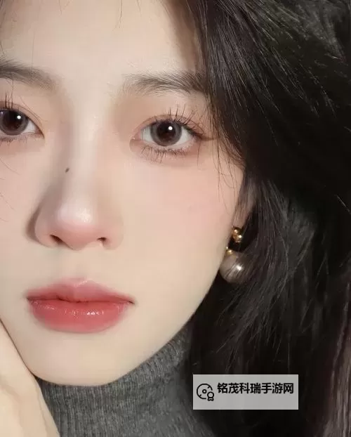 轻松打造清新自然妆容：实用自然妆视频教程欣赏图2