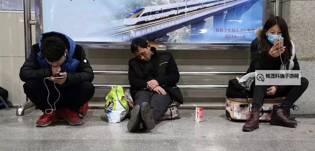 坐公交车最后一排农民工：城市变迁中的坚韧身影图1