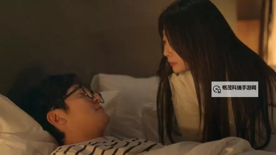 畅享无限乐趣:最新国产经典视频在线推荐图1