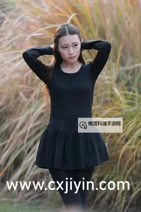 探索最新精彩内容：2023年度最热视频——8X美女视频大赏图1