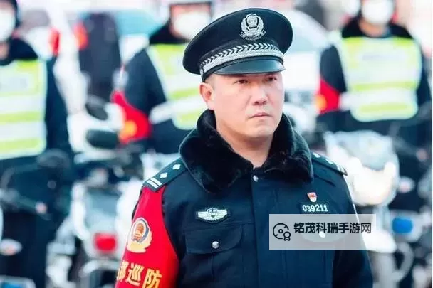 警方暖心一刻：感人张警官的视频曝光图1