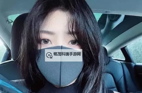 揭秘玩偶姐姐她的秘密爱情岛论坛中文在线:隐藏的爱情故事大公开图1