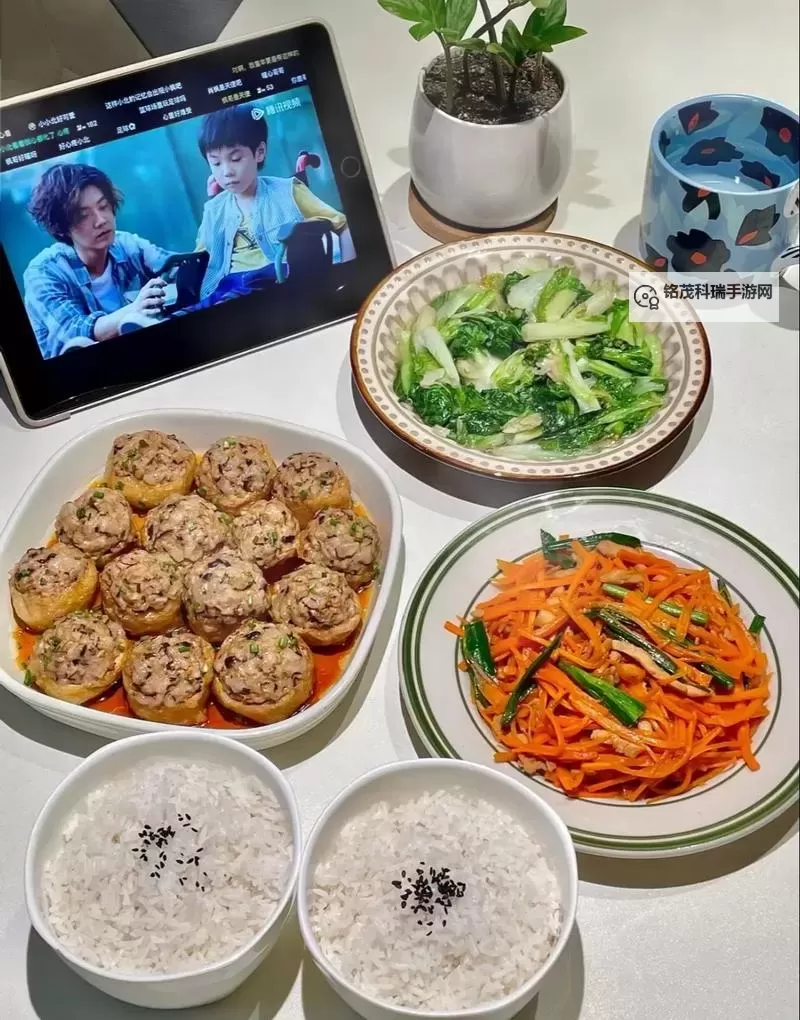 两个人做酿酿酱酱的视频免费观看：精彩酱料制作全过程解析图1