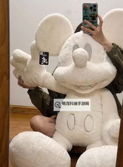 探索奇幻世界：米奇777狠狠狠888俺去也带你领略非凡冒险图1