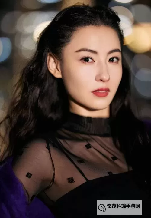 张柏芝的毛太茂密了：奶以前的发型全靠它撑起图1