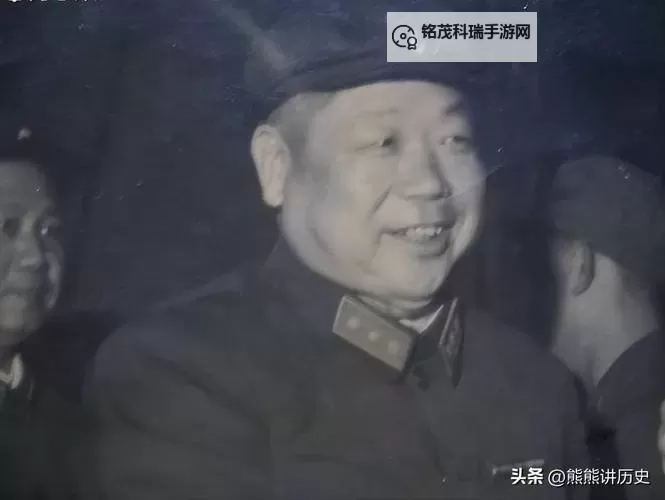 历史新纪元：揭秘最年轻的将军的传奇人生图1